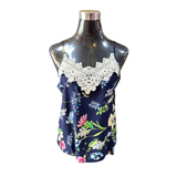 Polera Pavilo Viscosa Floreada Con Broderie