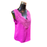 Polera Contraste Encaje Cuello V Sin mangas
