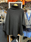 Poncho de Lana Cuello Beatle