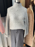 Sweater Cuello Alto Angora Con Mangas Dobles Acampanadas